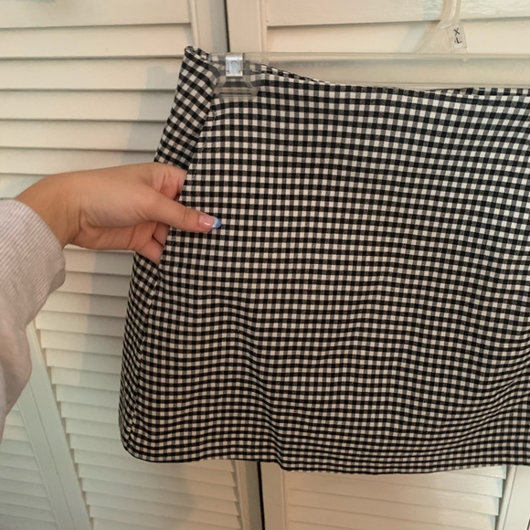 PLAID URBAN OUTFITTERS SKIRT WITH POCKETS - Picture 3 of 4